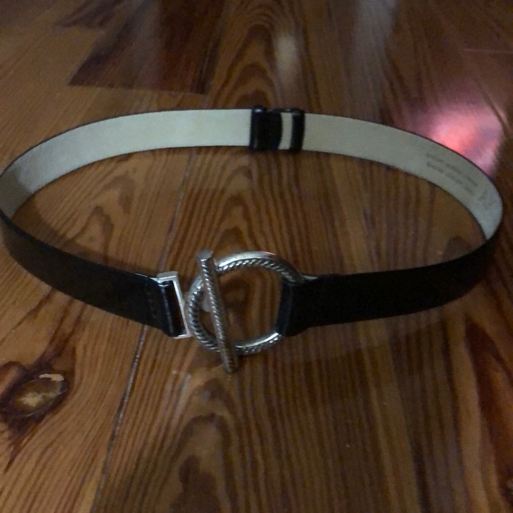 SOLD🍍FREE w/Purchase🍍Anne Klein leather belt